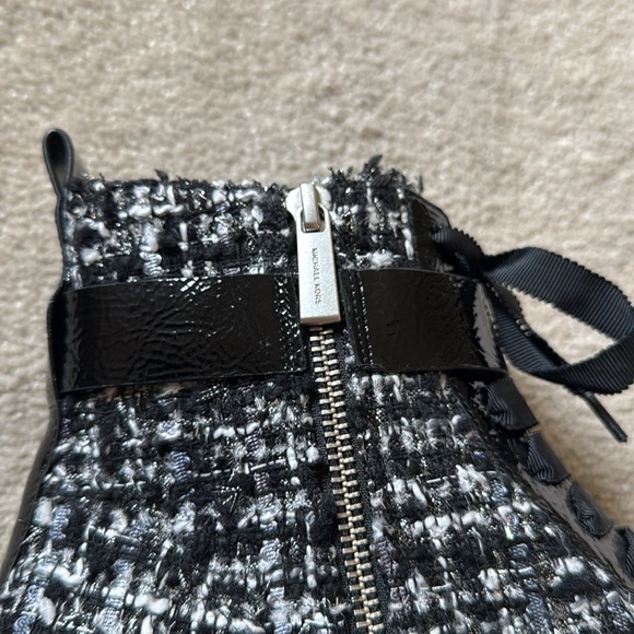 NWOB Michael Kors Tweed Combat Boots / Size 9M - Picture 7 of 12